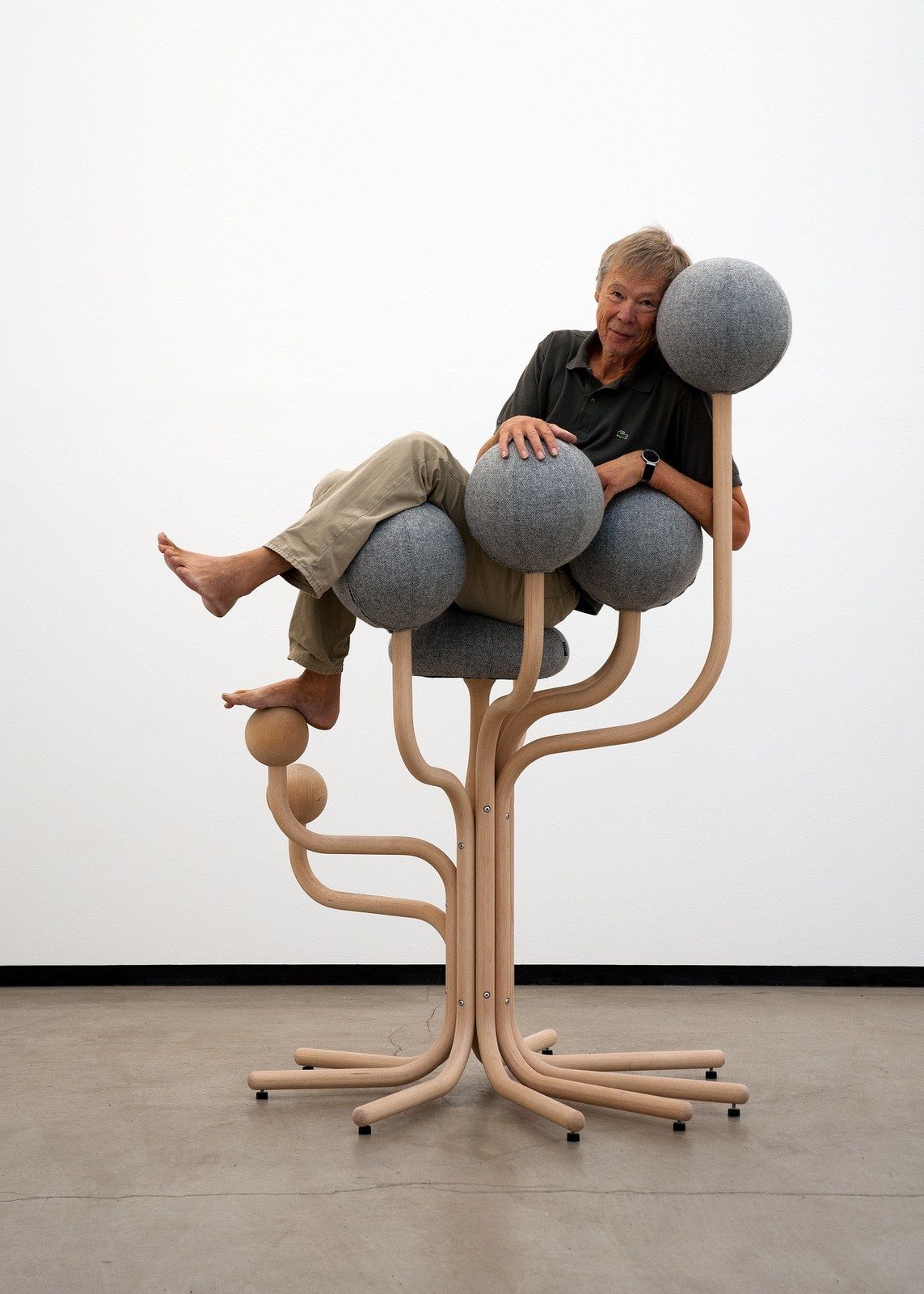 Peter Opsvik - Globe