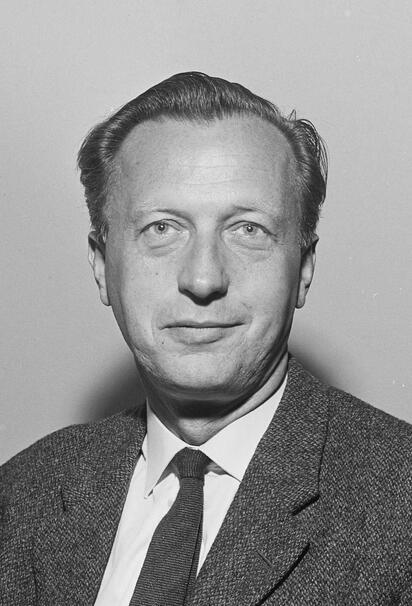 Arne Remlov, utnevnt 1995